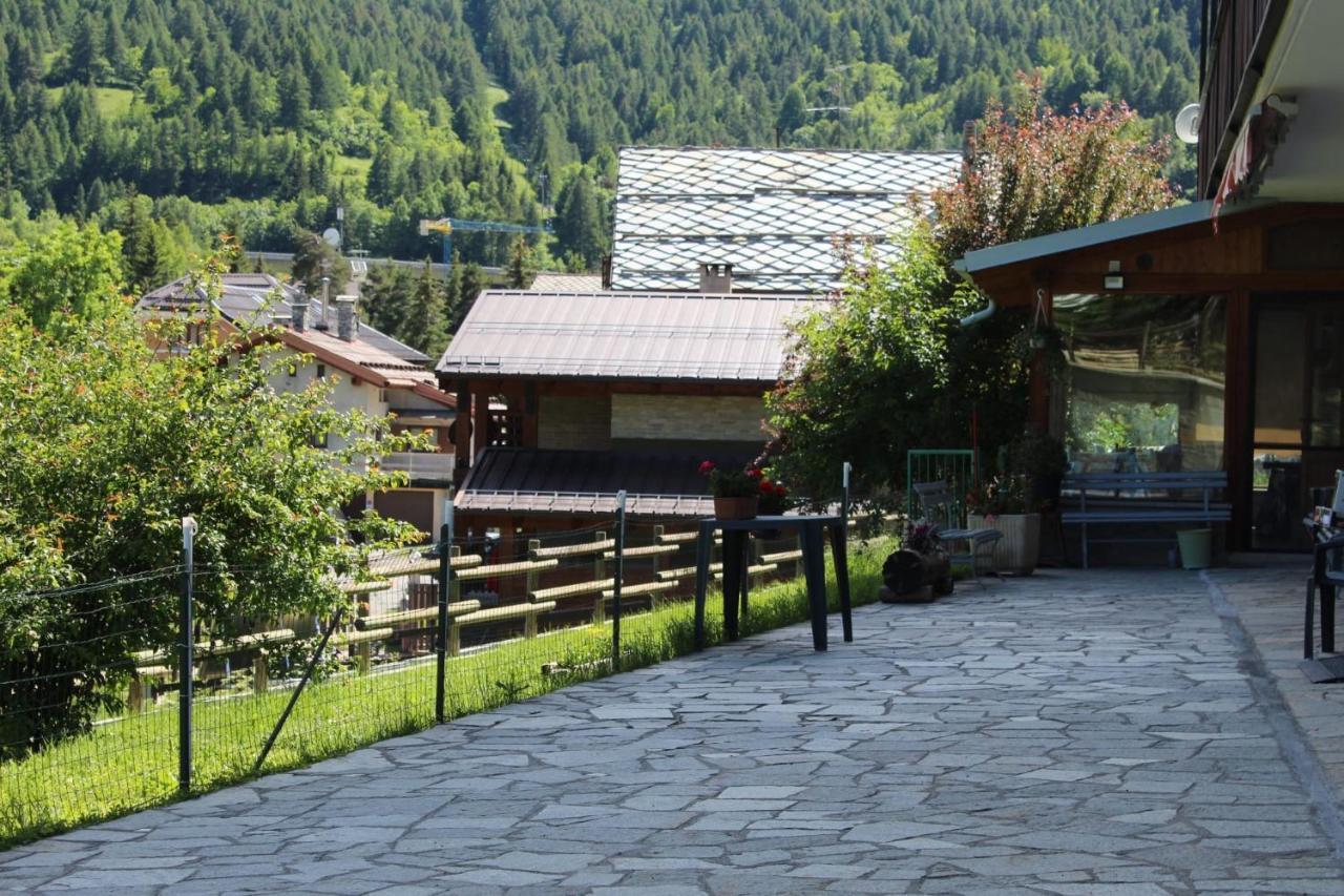 Casa Per Ferie Beatorosaz Hotell Cesana Torinese Eksteriør bilde