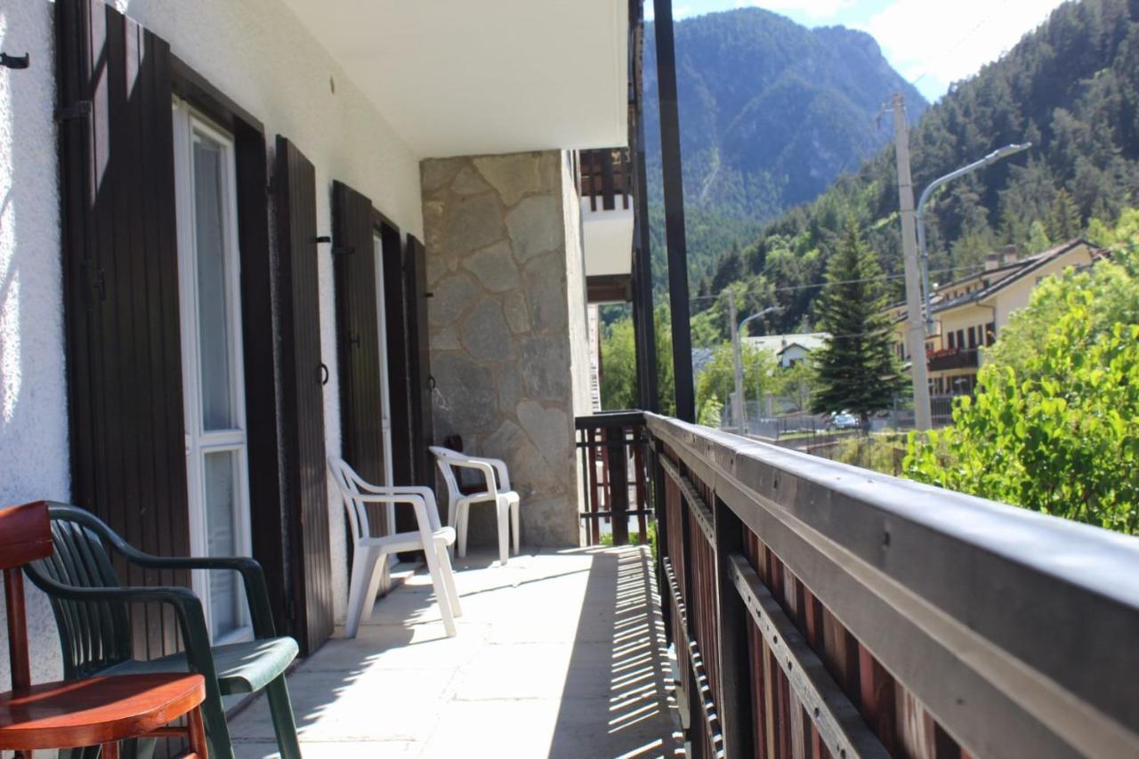 Casa Per Ferie Beatorosaz Hotell Cesana Torinese Eksteriør bilde