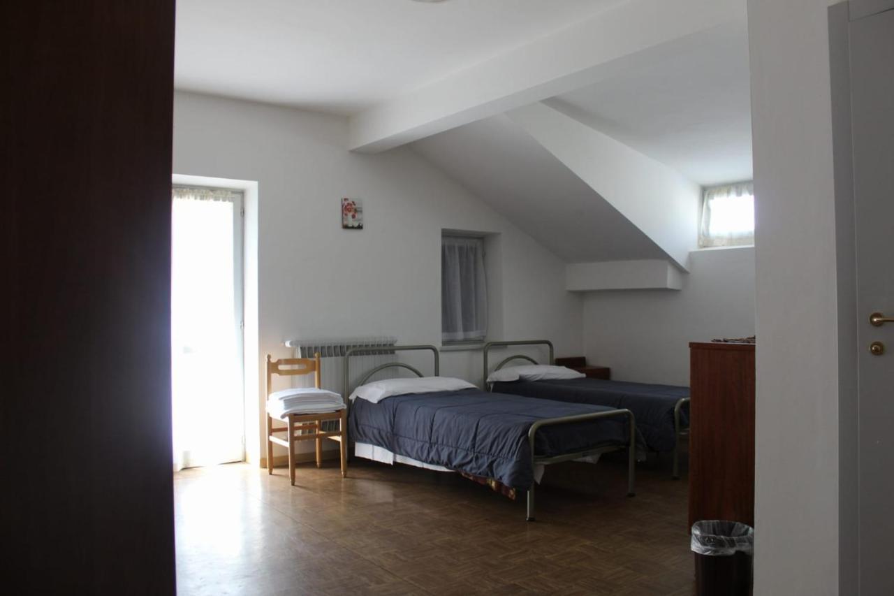 Casa Per Ferie Beatorosaz Hotell Cesana Torinese Eksteriør bilde